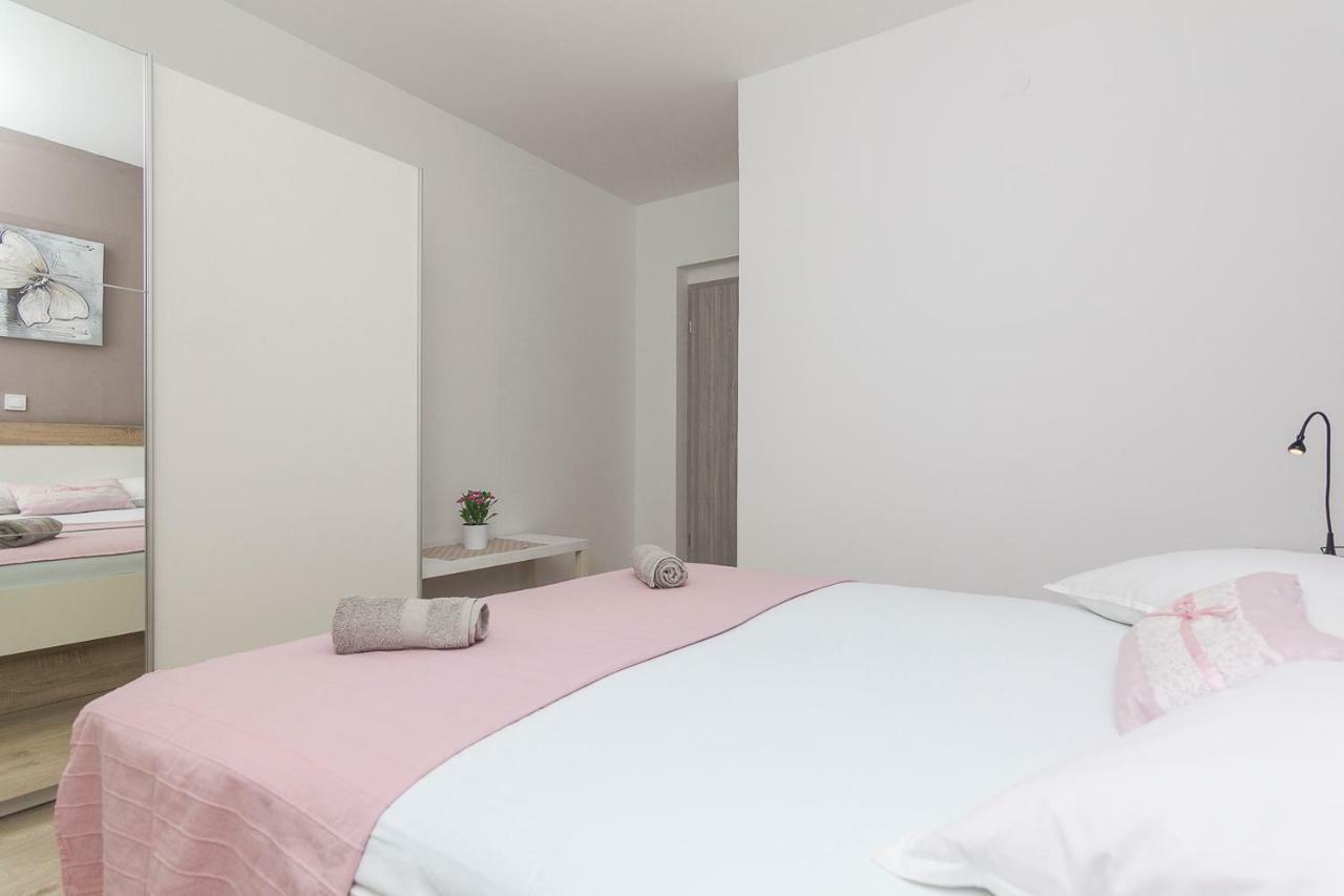 Apartments A&B Makarska Eksteriør bilde